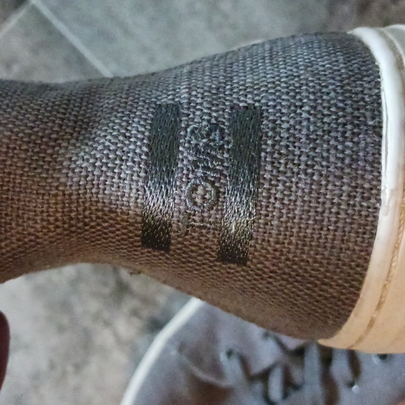 Tom's mens/boys size 9 - Picture 6 of 12